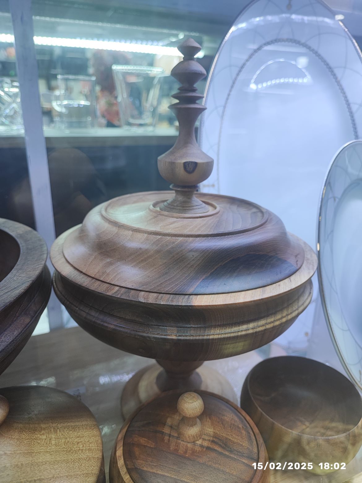 ظروف پذیرایی چوبی